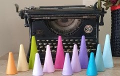 Waldorf Ormanı Piramit 12'li set Pastel Boyalı KırtKırt Ahşap