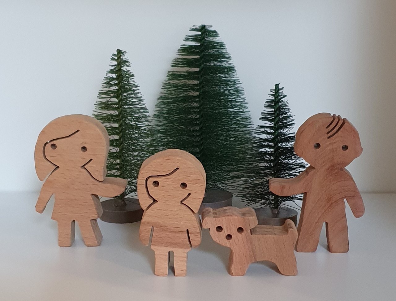 Aile Takımı 4'lü Set Anne-Baba-Çocuk-Köpek Waldorf Doğal Ahşap